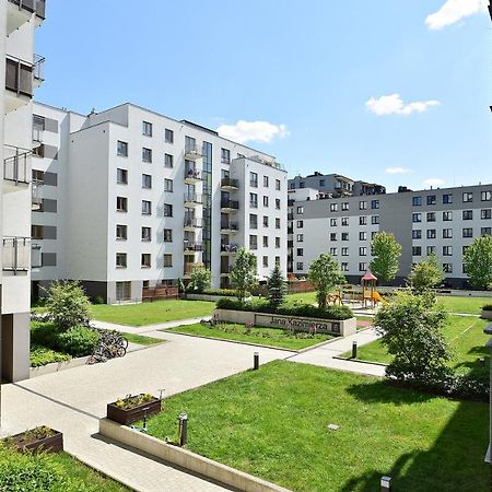 Wola Apartment Warszawa Eksteriør bilde