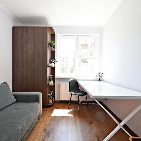 Wola Apartment Warszawa Eksteriør bilde